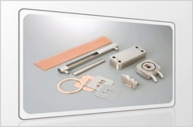 クラッドメタル(CLAD METAL)